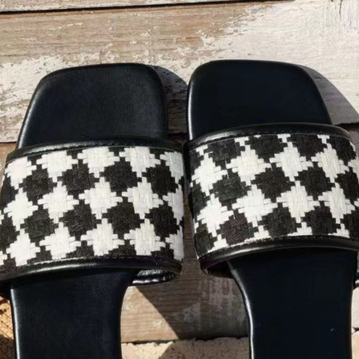 Jezabelle Sandals